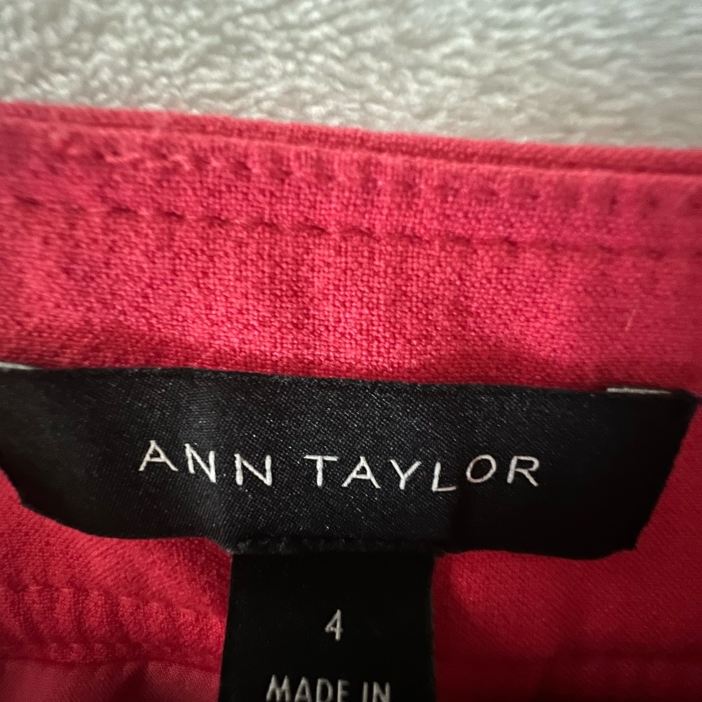 Ann Taylor Vibrant Red Pencil Skirt - Picture 13 of 13